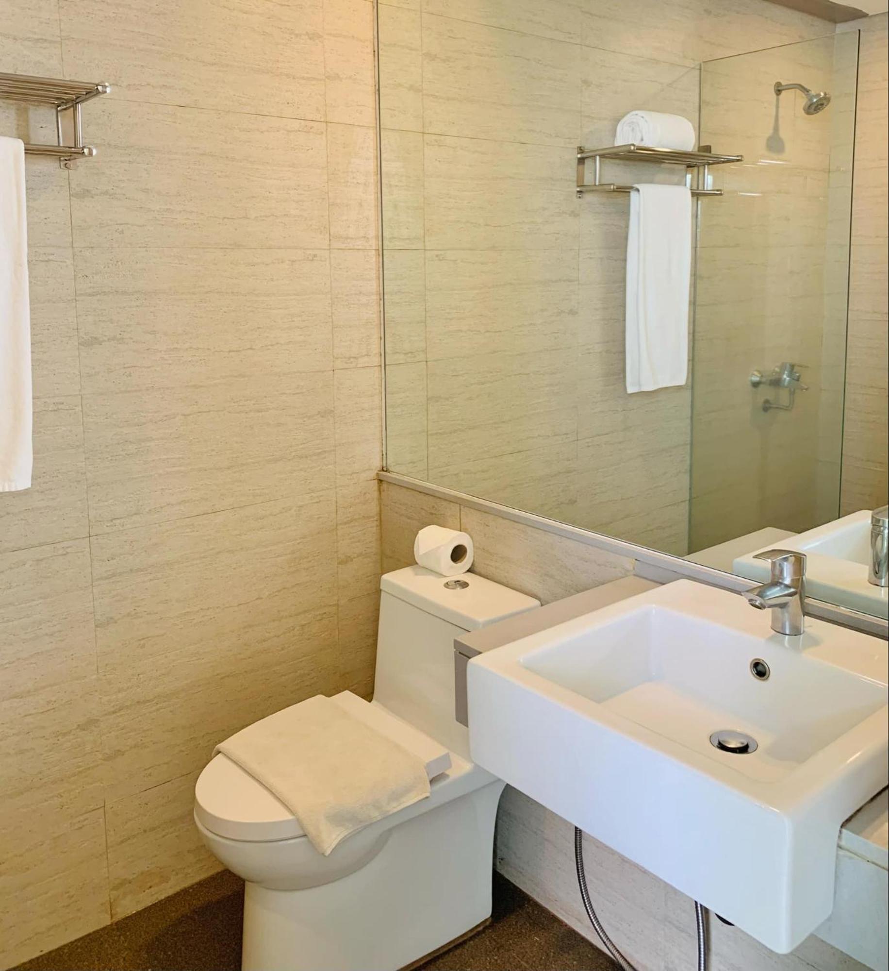 Kojo Hotel Tagum Eksteriør bilde